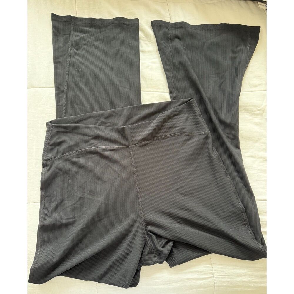 BUNDLE OF 2 Old Navy Active Powersoft Extra High-Rise Super-Flare Ribbed Pants